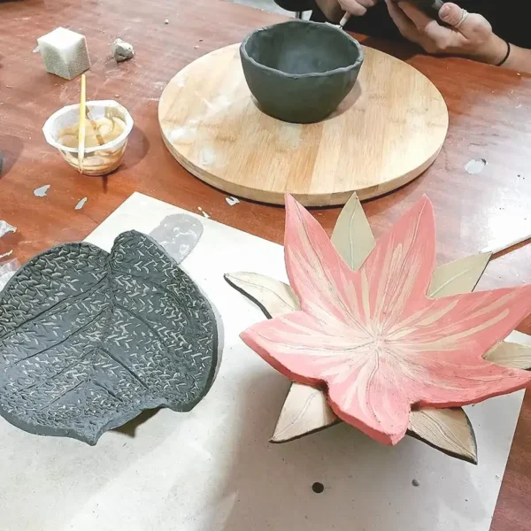 aulas de cerâmica no Atelier3B, em Leiria