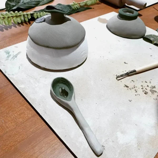 aulas de cerâmica no Atelier3B, em Leiria